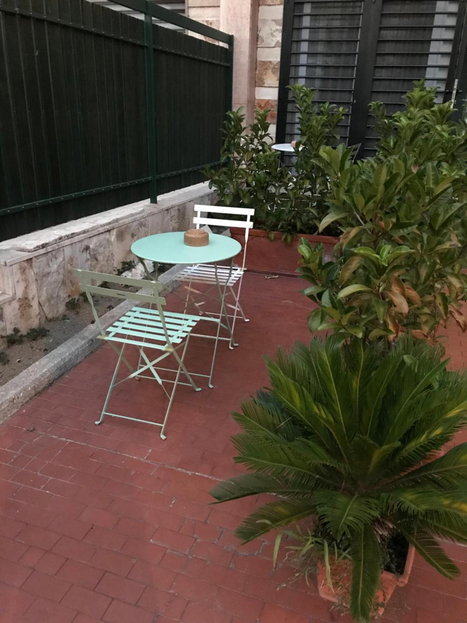Bed and Breakfast Domus Vesuvio San Giorgio a Cremano Exterior foto
